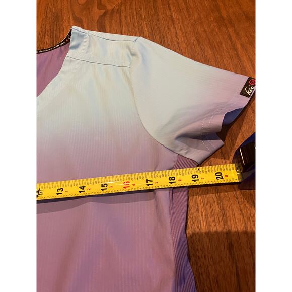 Koi Lite Women’s Scrub Top Medium Slim Fit Ombre Purple Blue V-Neck Pockets - Picture 6 of 7